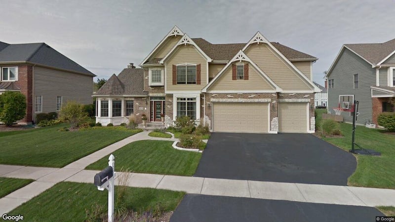St. Charles: Single-family home goes for $775,000