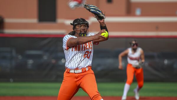 Oswego’s Jaelynn Anthony, Yorkville’s Kayla Kersting named first team All-State