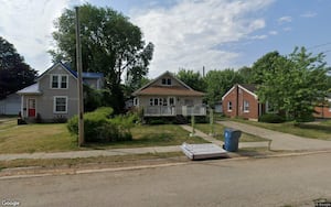 Single-family home sells for $175,000 in Dixon