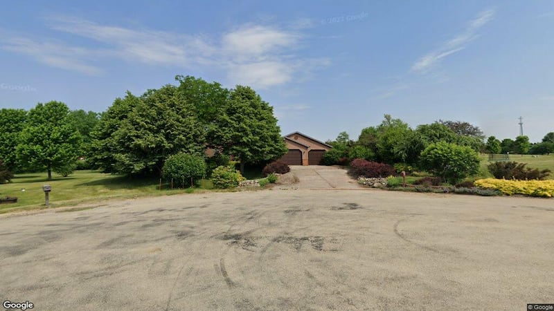 Dixon: Single-family home sells for $260,000