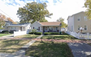 Sale closed in Streator: $125,000 for a single-family home built in 1910