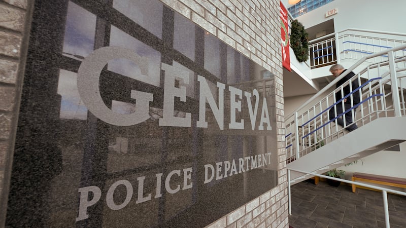 DeKalb man charged after Geneva police find loaded handgun, ammunition in speeding car