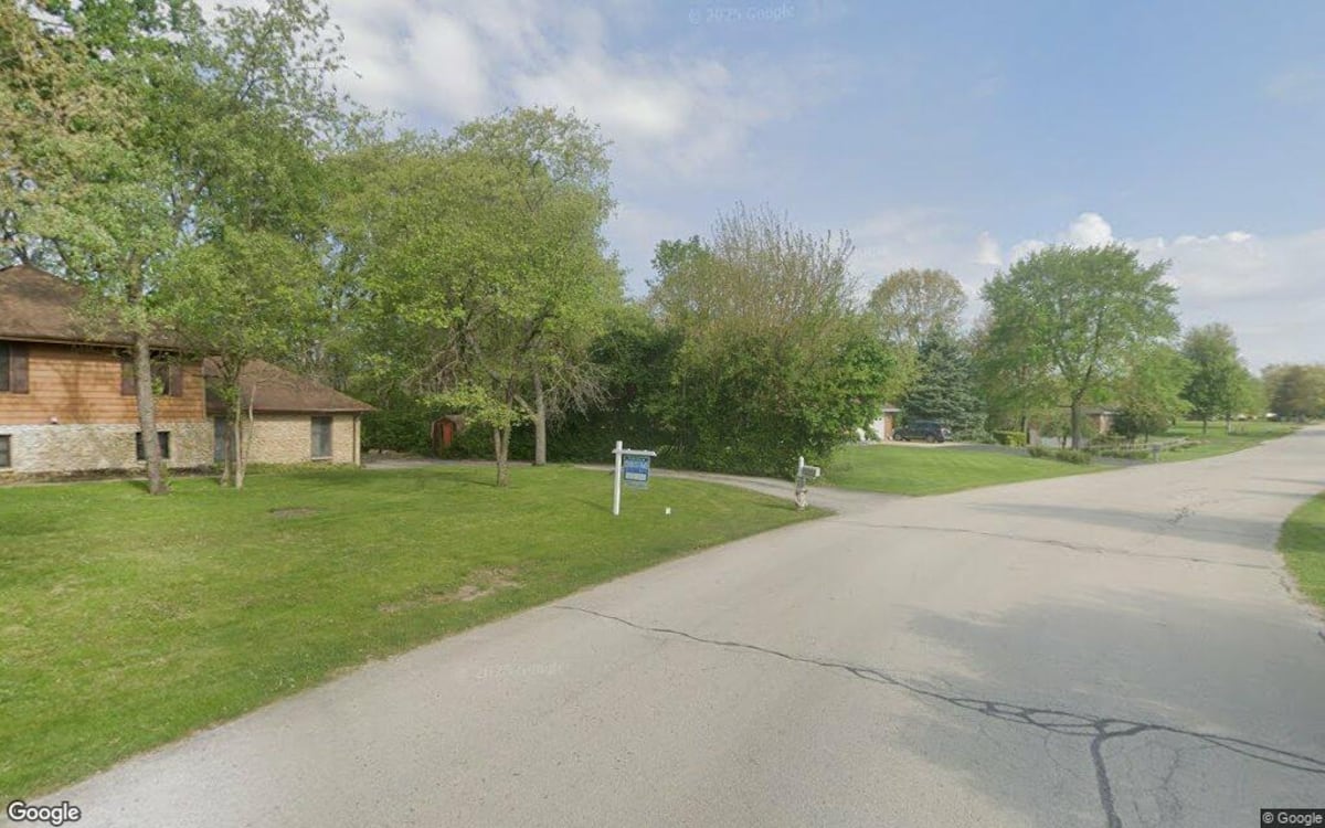 Single-family home sells in Joliet for $420,000