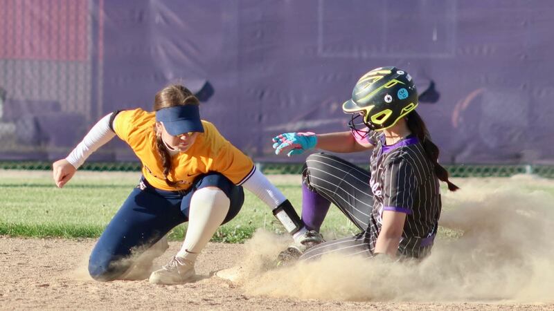 Photos: Rochelle softball faces off against Sterling