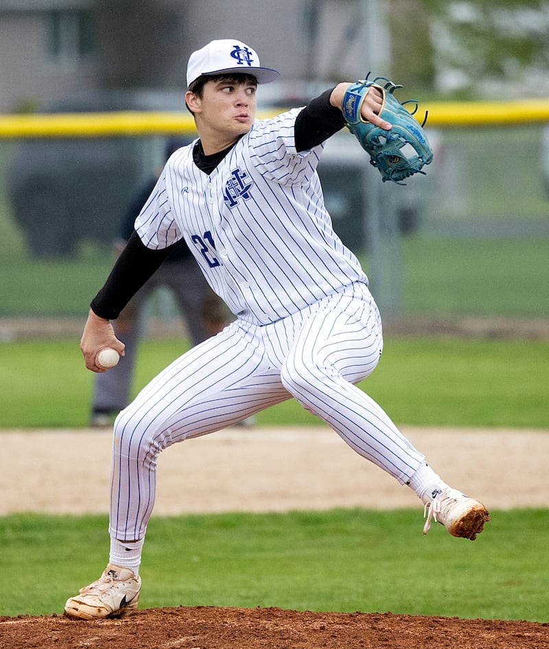 Newman’s Michael Morse winds up for a pitch against Mendota Thursday, April 30, 2026.