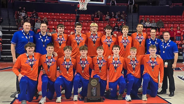 Eastland falls to Lawrenceville 61-43, finishes fourth in Class 1A