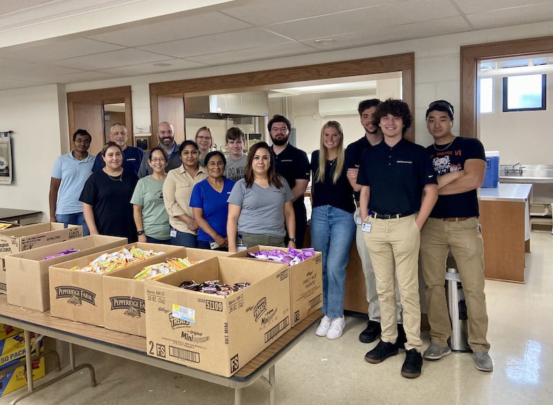 BorgWarner.employees are among the volunteers who have assisted with the United Way of Lee County's Summer Eats meal program.