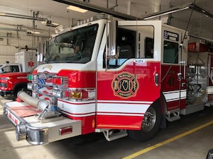 3 rescued from Pistakee Lake near Johnsburg after falling through thin ice