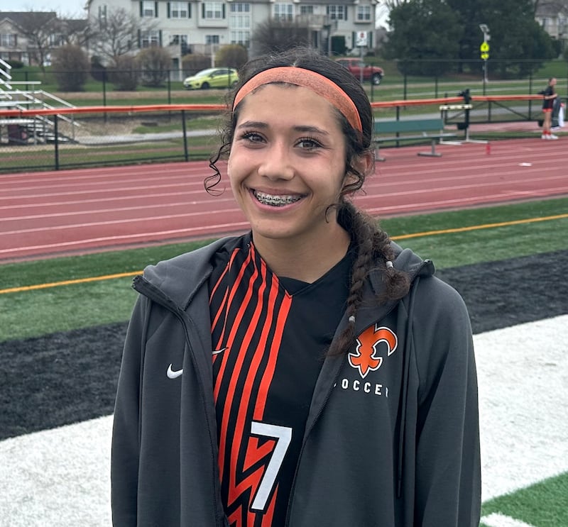 St. Charles East's Mya Leon
