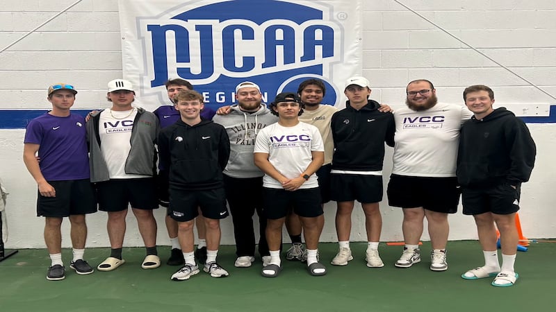 IVCC men’s tennis qualifies for national tournament
