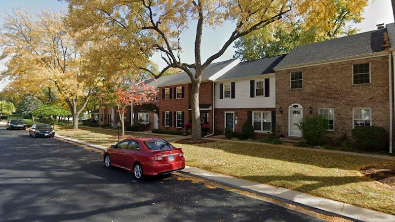 Condominium sells in Hinsdale for $500,000