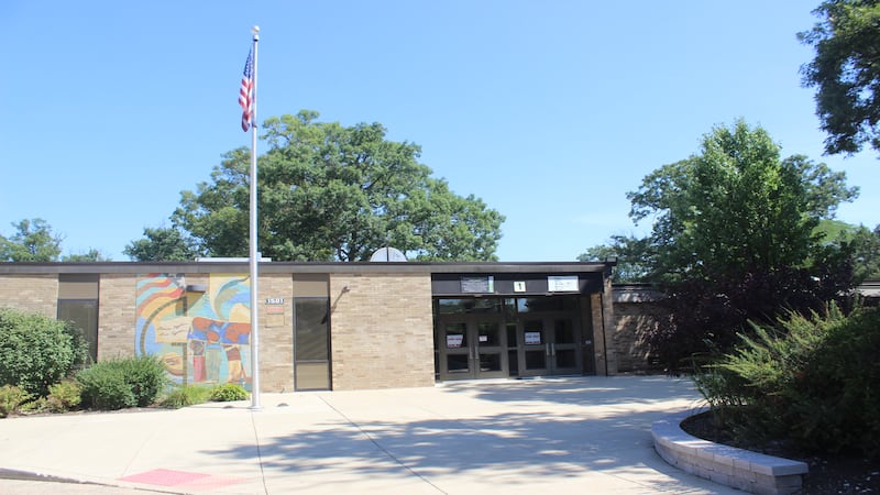 Get a first look at new Joliet junior high schools at District 86 open houses 