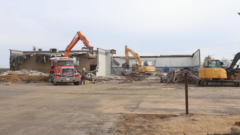 Photos: Bill Walsh Coronet dealer demolished in Peru