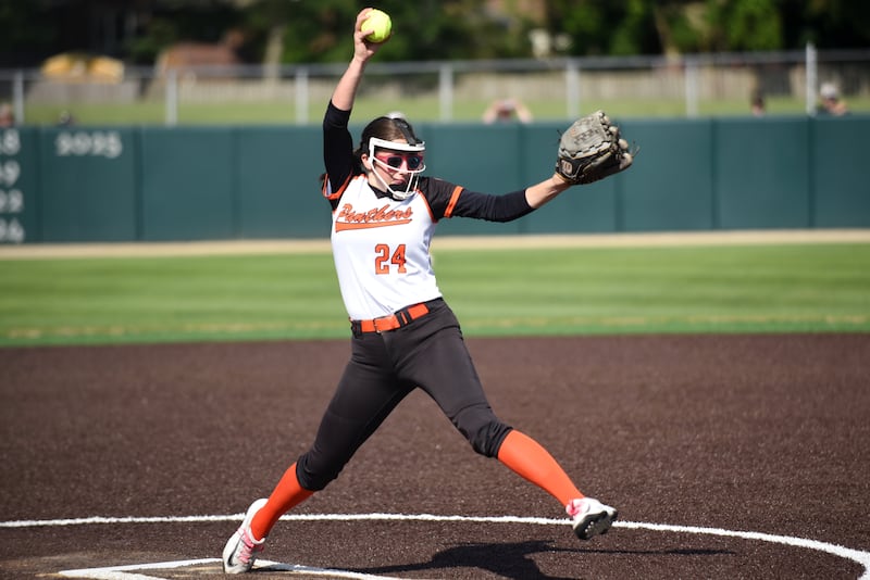 Gardner-South Wilmington's Maddie Simms throws a pitch during the Class 1A Illinois Wesleyan Supersectional against Meridian Monday, June 1, 2026.
