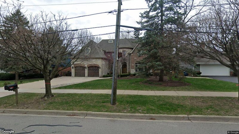 Five-bedroom home sells in Hinsdale for $1.76 million
