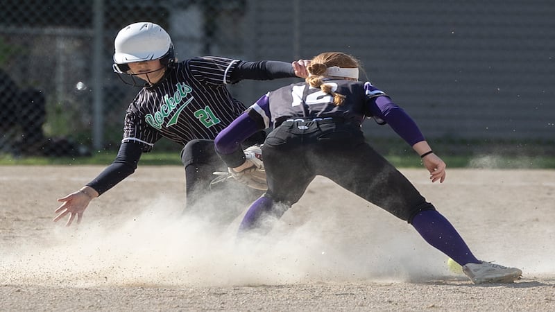 Madisyn Eikenberry sets the tone in Rock Falls’ 7-4 softball win at Dixon