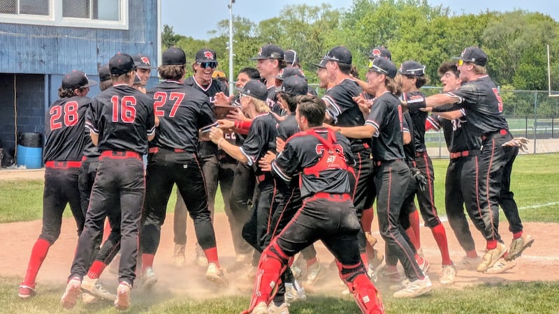 Huntley celebrates its 8-4 win against DeKalb to claim the Class 4A Guilford Regional championship on Saturday, May 31, 2025 in Rockford.