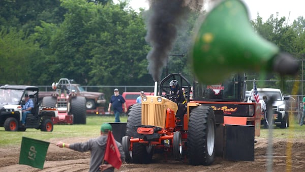 2026 Forreston FFA alumni truck and tractor pull is June 6