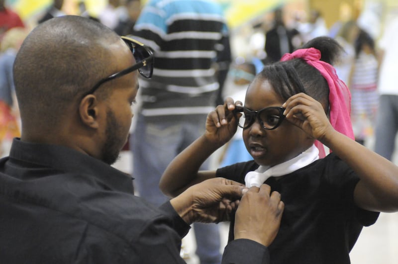 Fathers, daughters dance for fifth year at Edison