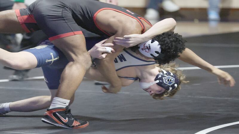 Photos: Marquette boys wrestling falls to Bradley-Bourbonnais on the mat