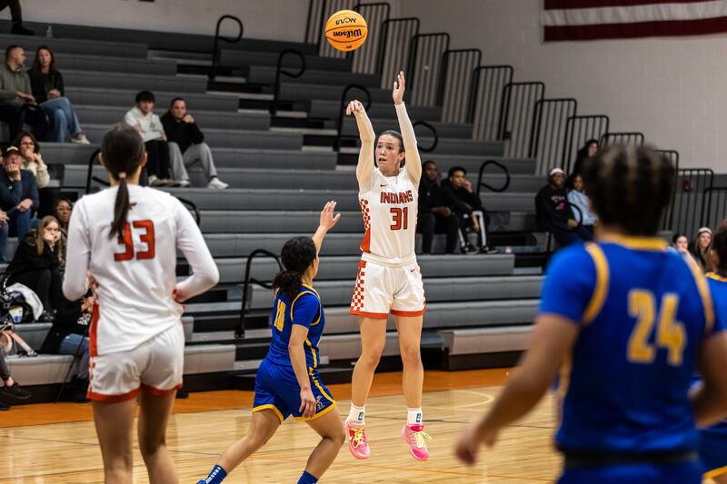 Minooka's Madelyn KIper shoots during a WJOL Girls Basketball Tournament game against Joliet Central at Minooka on Nov. 19, 2025