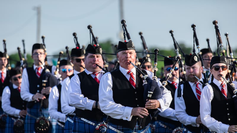 5 Things to Do: Scottish Festival & Highland Games, Revolutionary War Weekend at Cantigny this weekend
