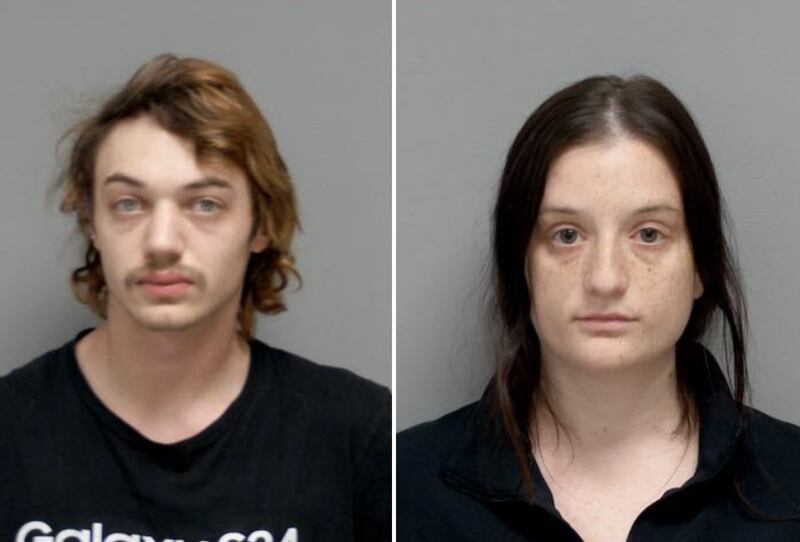 Efin Nolte (left) and Katelyn Heiden