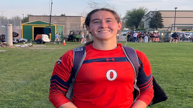 Oswego goalkeeper Kyla Baier comes through in penalty kicks, turns away Waubonsie Valley to keep team unbeaten