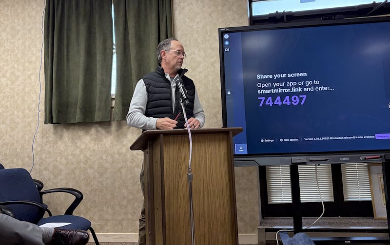 Jeff Hunt, president of Princeton Community Bank, speaks to the Princeton City Council about proposed plans to expand Central Bank’s South Main Street location.