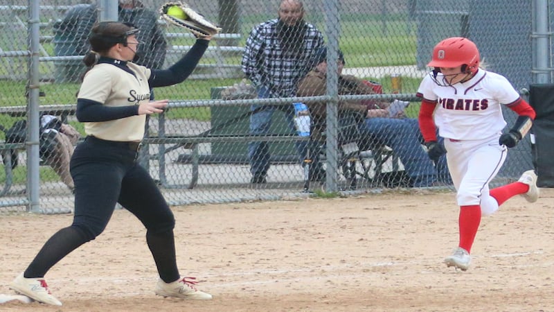 Photos: Sycamore shuts out Ottawa 2-0 in softball