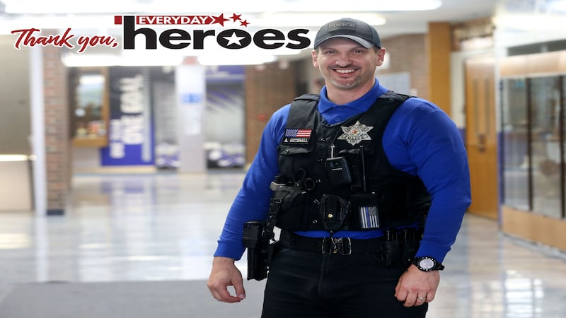 Officer building trust on and off the court at Princeton High School