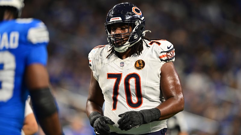 Chicago Bears minicamp report: Braxton Jones regains trust in himself competing for left tackle job
