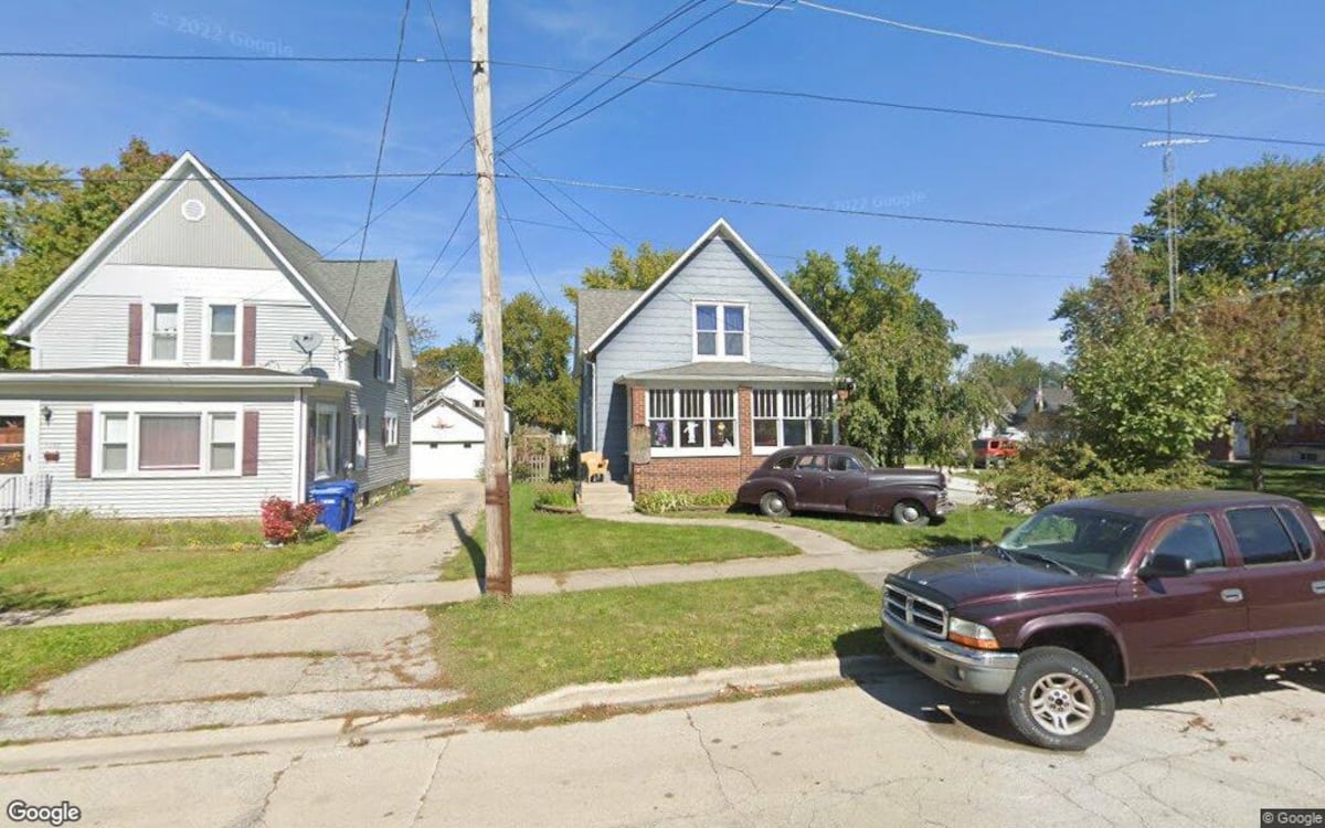 What were the best deals for residential properties in DeKalb County the week of March 23?