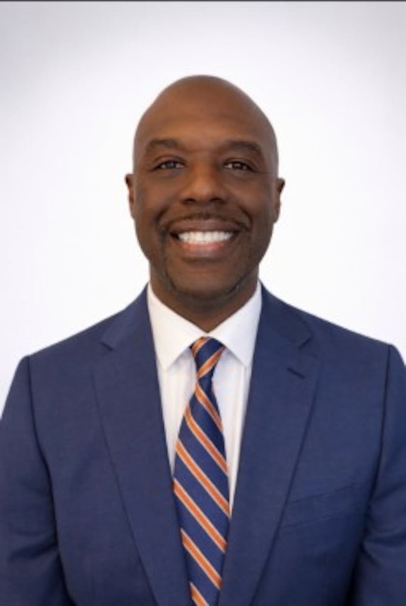 Jamal Scott recently joined the Earthmover Credit Union Board of Directors. Scott is currently the vice president of Undergraduate Education and dean of the Undergraduate College at National Louis University.