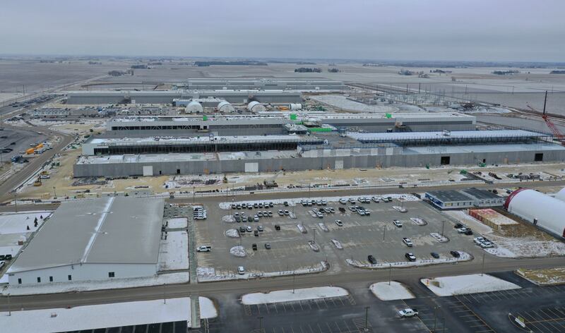 An aerial view of the Facebook’s DeKalb Data Center site shows the progress of the 500 acre project on Saturday, Dec. 17, 2022 in DeKalb. Facebook’s parent company, Meta, announced earlier this year that the DeKalb Data Center expanded into three buildings, bringing with it a community investment that now totals more than $1 billion. (Scott Anderson)