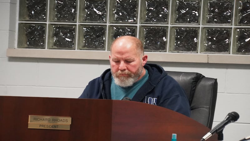 Hillcrest village president Rhoads resigns, Potter voted president pro tempore