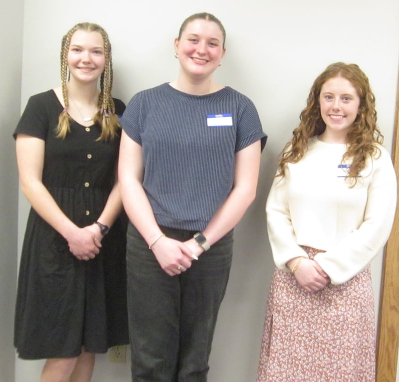Chief Senachwine Chapter of the National Society of the Daughters of the American Revolution good citizen honorees Taylor Rowe, Hannah Klingbiel and Cadie Bickett