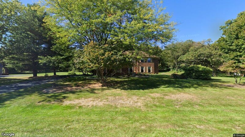 Sale closed in St. Charles: $775,000 for a single-family home