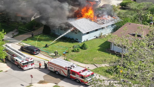 Peru residential fire forces evacuation; pets unaccounted for