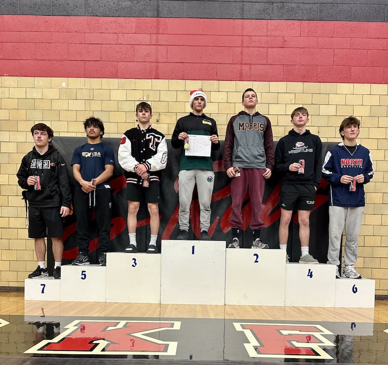 Crystal Lake South's Nathan Randle finished first at 138 pounds during the E-Rab Giardini Invitational at Rockford East on Saturday.