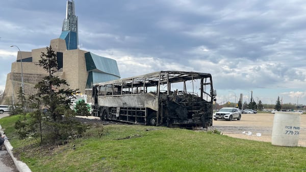 Kane County Cougars’ team bus burns down in Canada; girl, 15, charged with arson