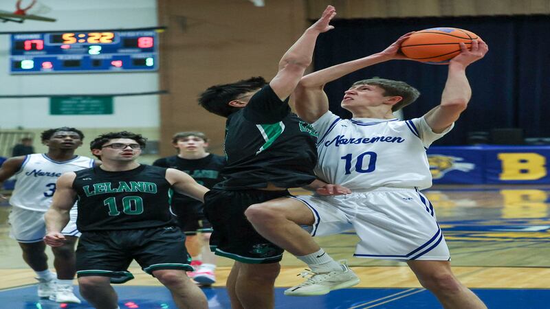 Top-seeded Newark tops Leland, Serena falls at Little Ten Tournament