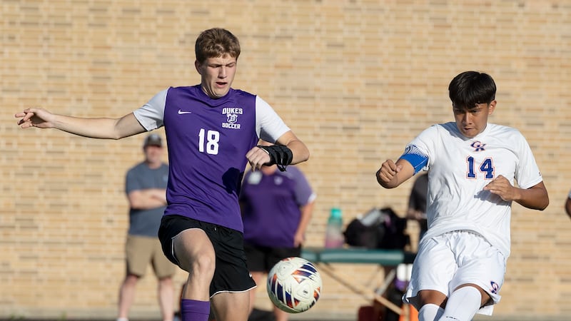 Genoa-Kingston cashes in on chances to defeat Dixon