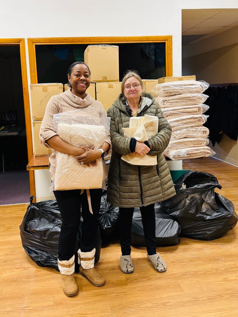 Oak Crest Area Retirement Community donated the blankets to the Unitarian Universalist Congregation of DeKalb’s overnight shelter. Over the course of several months, the shelter provides free temporary housing to those in need.