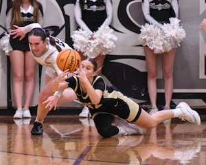 ‘Bonkers’ performance by Quinn Carrier against Kaneland puts Sycamore in control of I-8 fate