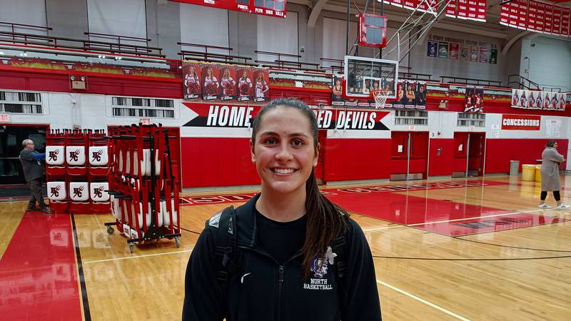 Downers Grove North tops Hinsdale Central, clinches West Suburban Conference Silver title