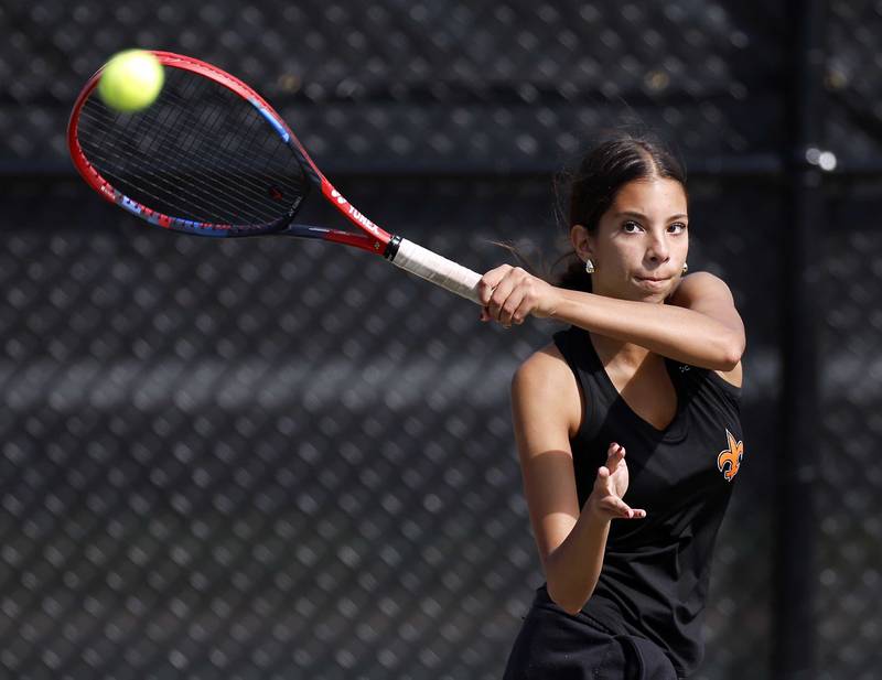 St. Charles East’s Kelsey Jacob during the Fremd High School tennis invite Saturday, Sept. 6, 2025 in Palatine.