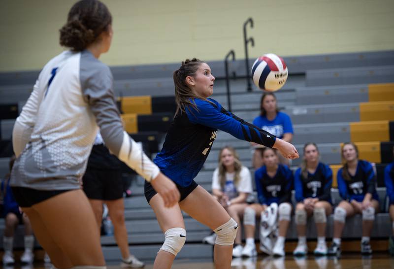 Clifton Central's Dreya Griffith makes a return hit in a match against Herscher on Monday, September 29, 2025.