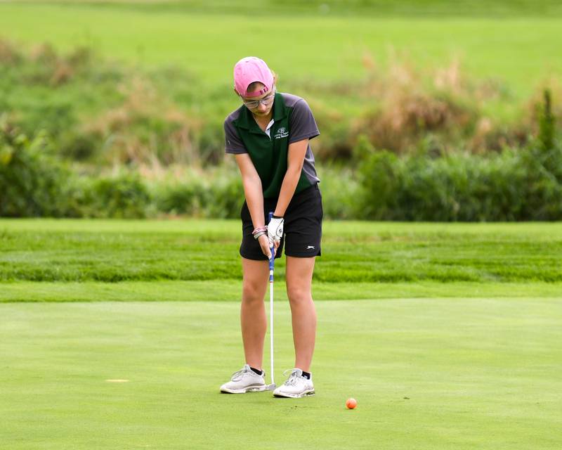 Plainfield Central Alexis Listermann putts during the regional match up on Thursday Sep. 28, 2023, held at Whitetail in Yorkville.