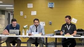 Sycamore school board criticized over superintendent split